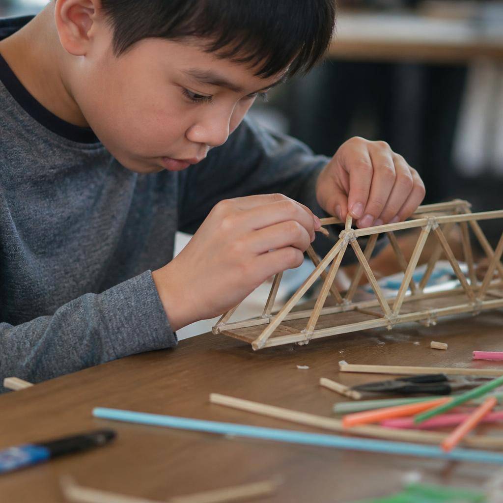 STEM Activities for Kids รวมกิจกรรมวิทยาศาสตร์ เทคโนโลยี วิศวกรรม และคณิตศาสตร์ที่เด็กสนุกได้จริง